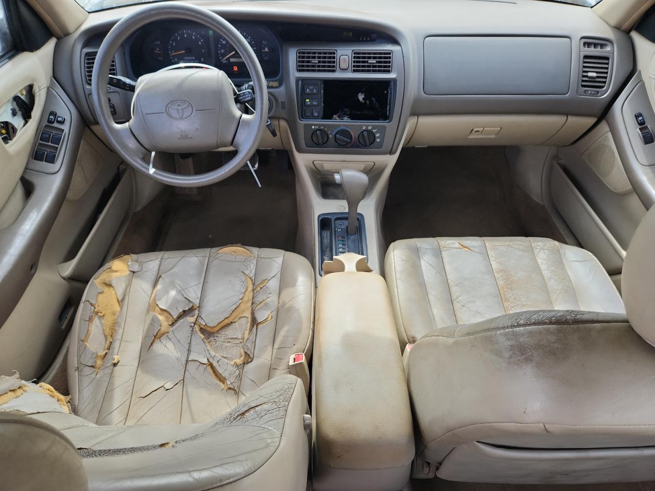 1999 Toyota Avalon Xl VIN: 4T1BF18B9XU300329 Lot: 85675115