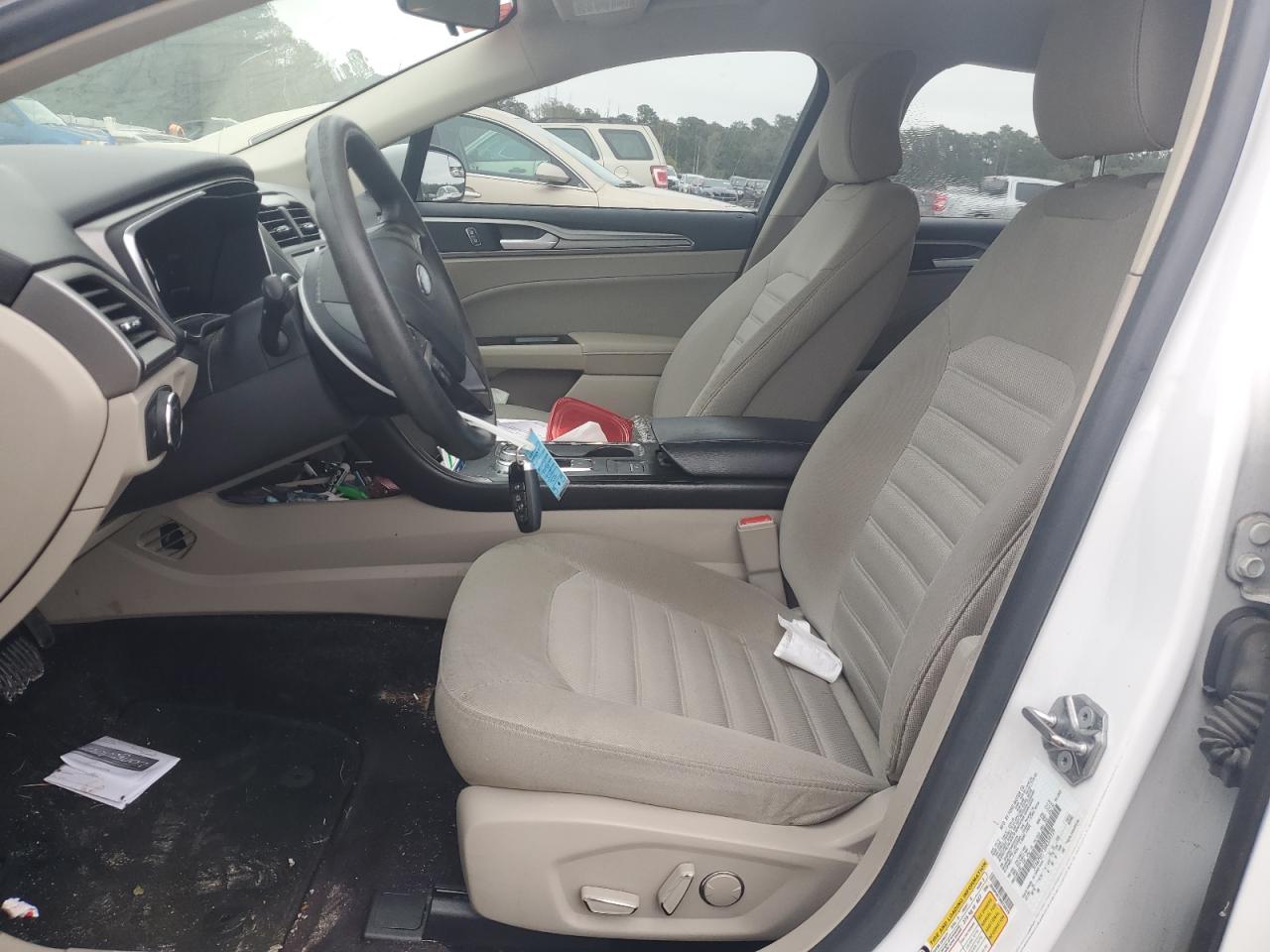 2017 Ford Fusion Se VIN: 3FA6P0H73HR339229 Lot: 90076995