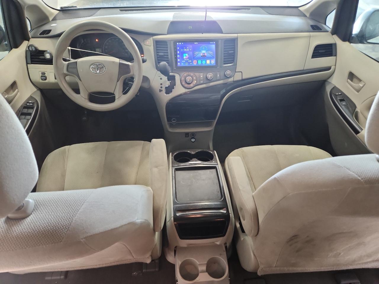 2012 Toyota Sienna Base VIN: 5TDKA3DC1CS010775 Lot: 85138615