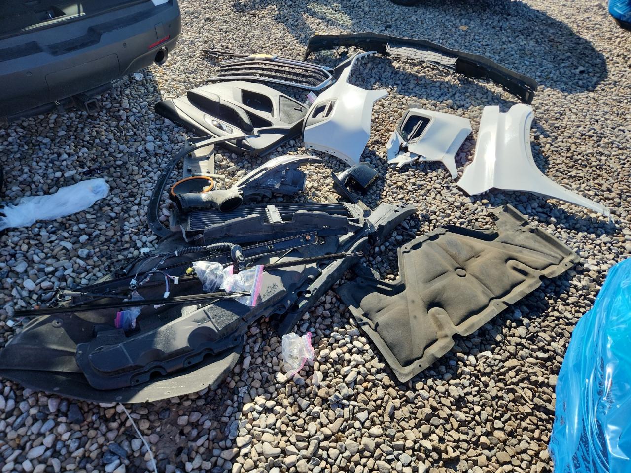 2019 Chevrolet Traverse Ls VIN: 1GNEVLKW8KJ131692 Lot: 84049085