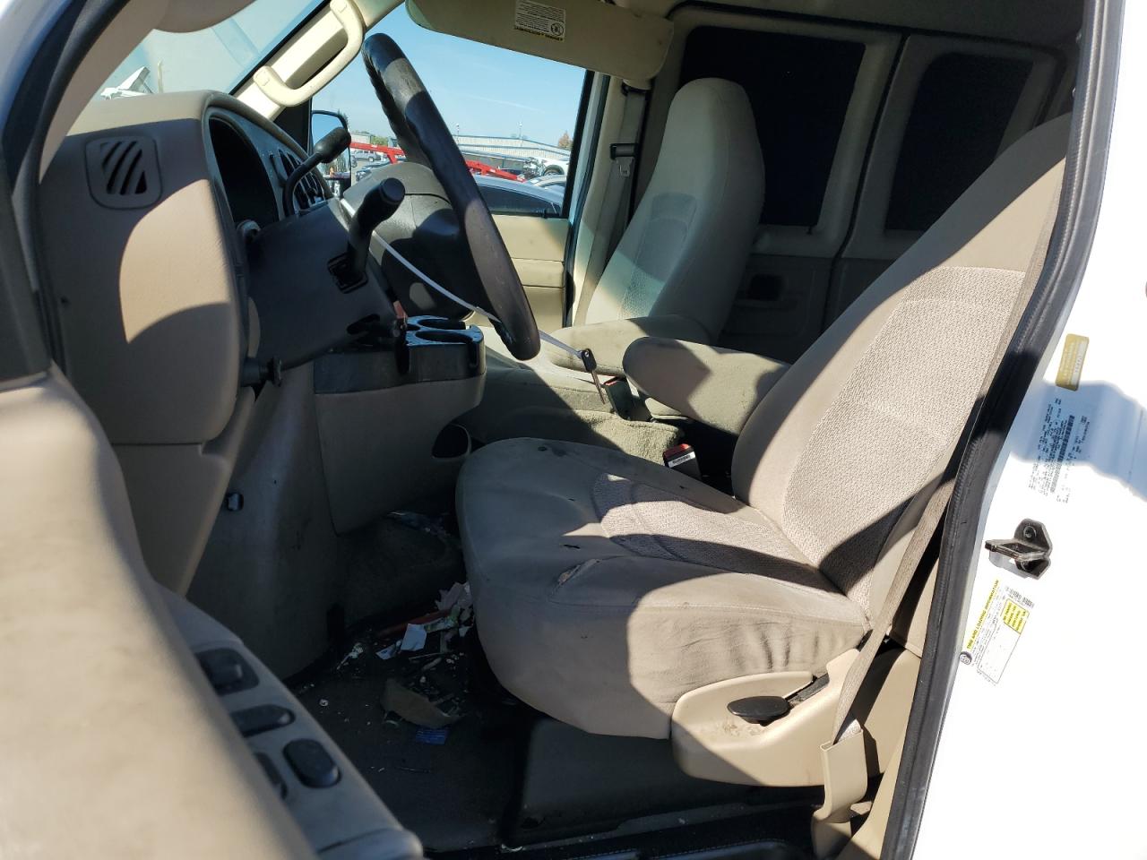 2006 Ford Econoline E350 Super Duty Wagon VIN: 1FBNE31L86DA37773 Lot: 82457695