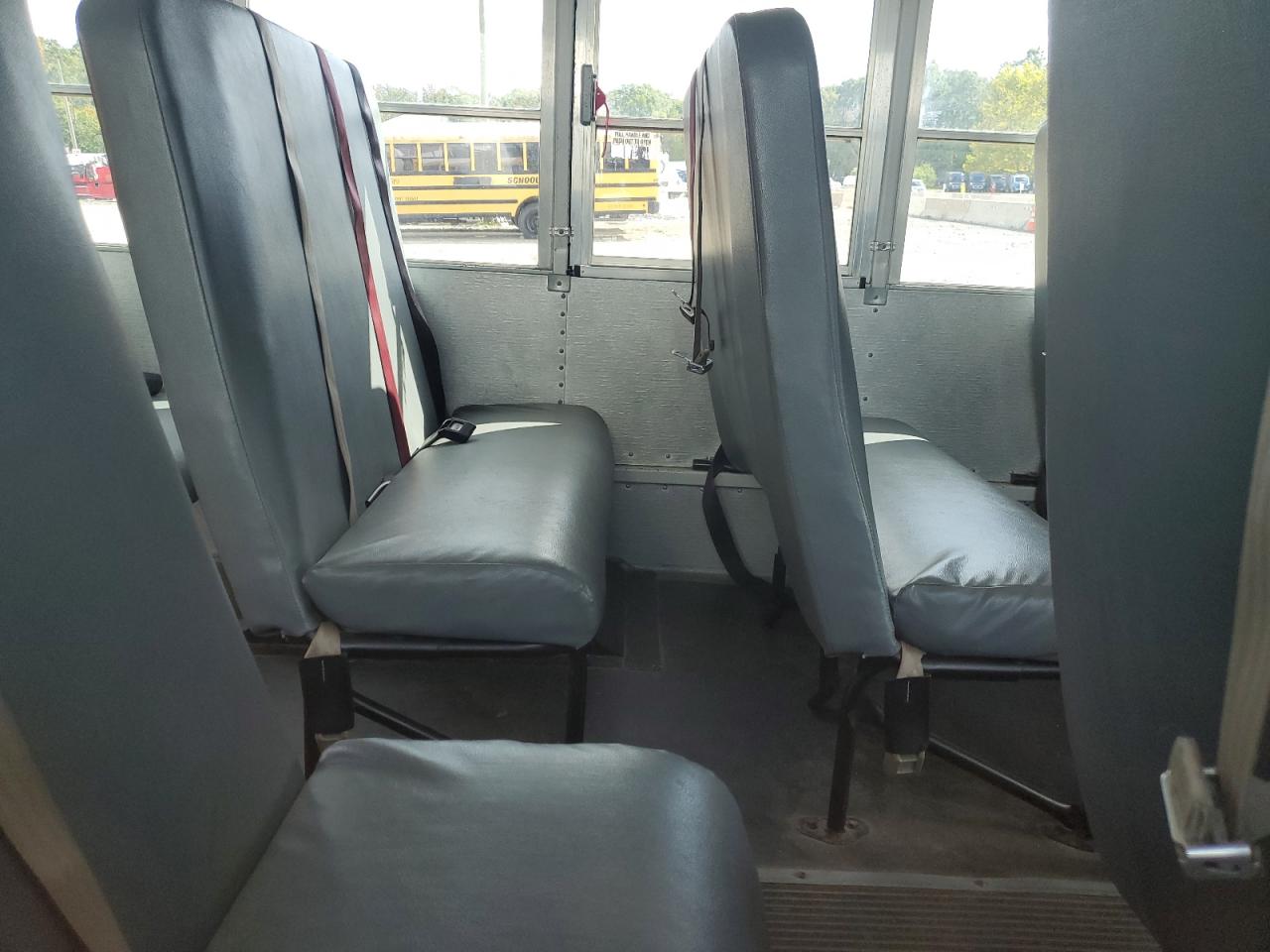 2010 Thomas Minotour G3500 - School Bus VIN: 1GB6G3AG4A1157789 Lot: 84647855