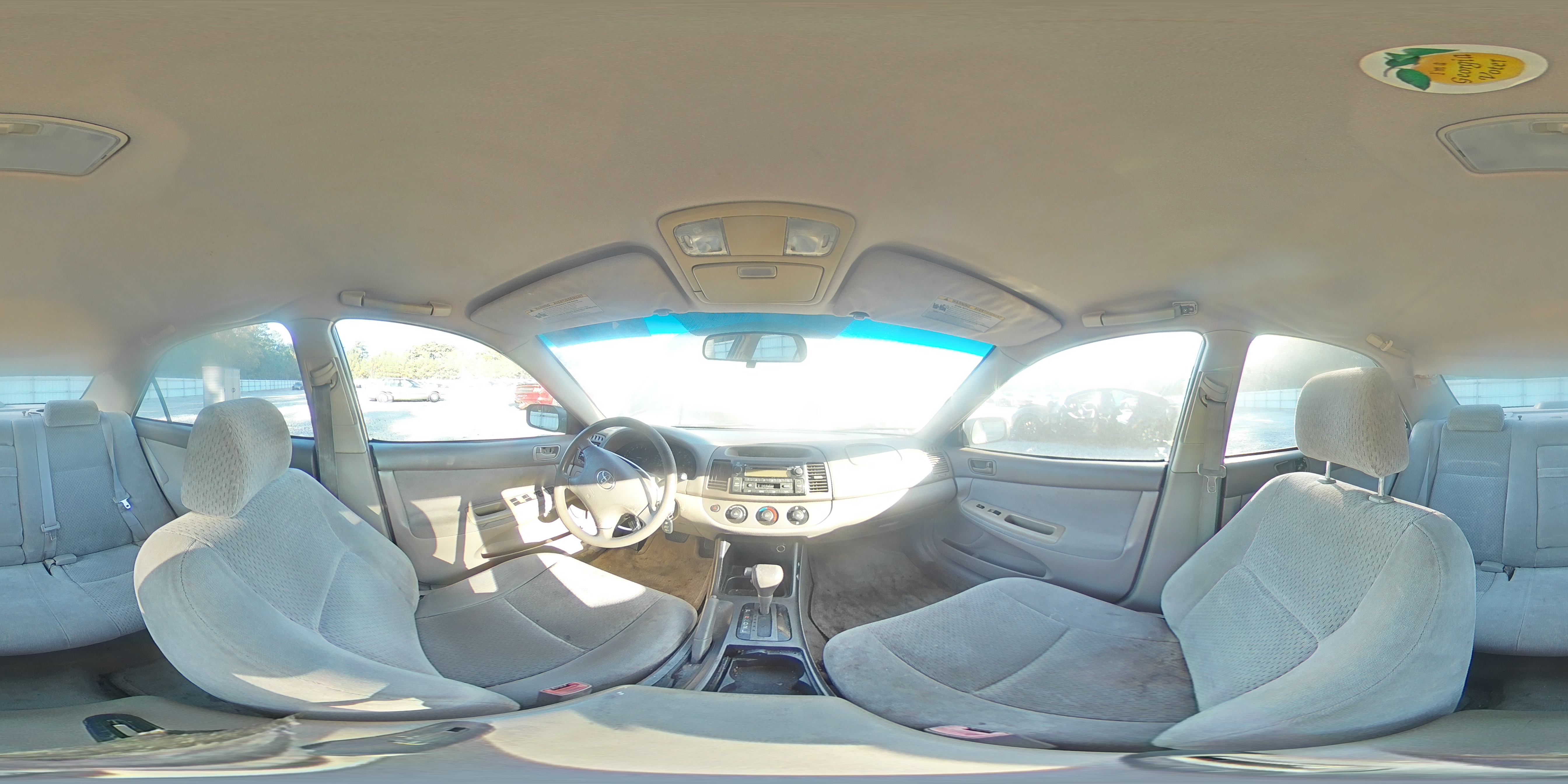 2004 Toyota Camry Le VIN: 4T1BE32K04U861828 Lot: 82614155