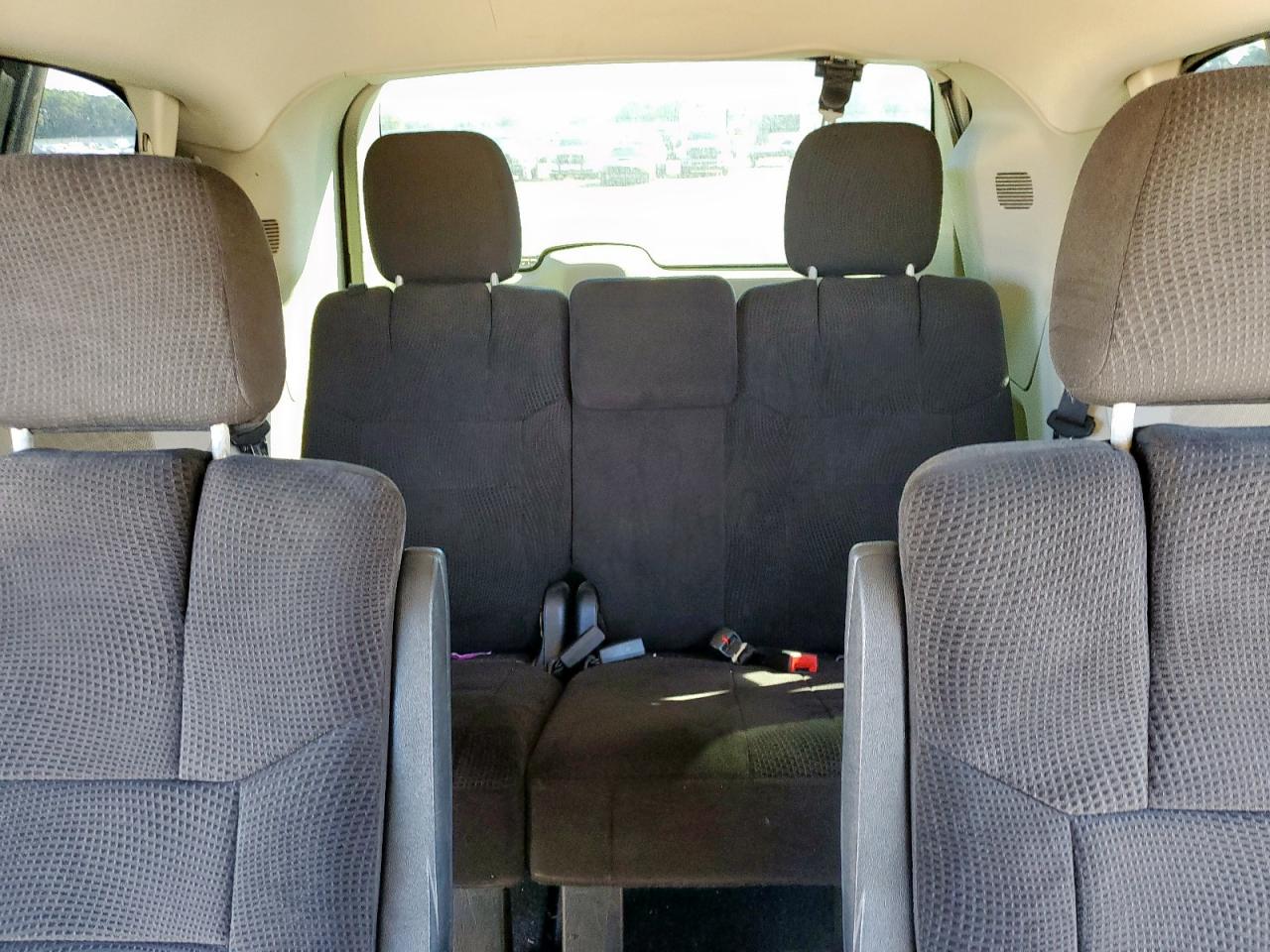 2014 Dodge Grand Caravan Sxt VIN: 2C4RDGCG1ER104569 Lot: 90955055