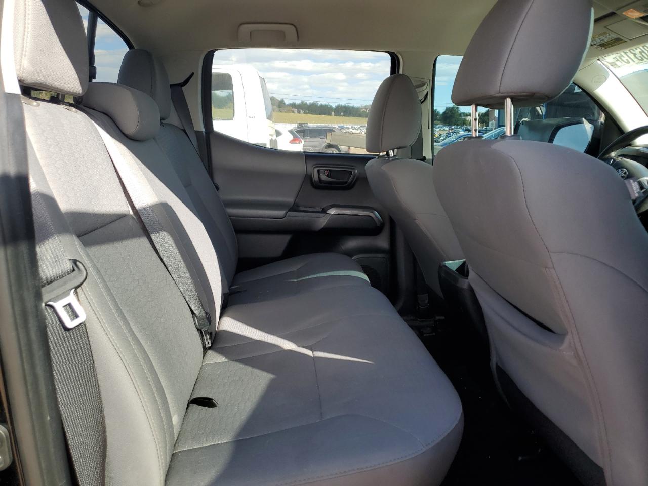 2017 Toyota Tacoma Double Cab VIN: 3TMCZ5AN1HM104662 Lot: 86186315