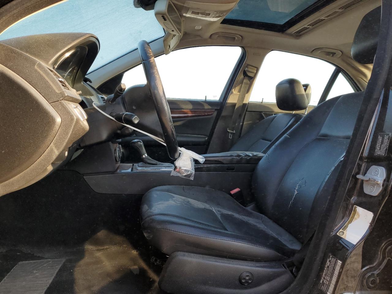 2010 Mercedes-Benz C 300 VIN: WDDGF5EB2AR126206 Lot: 89801235