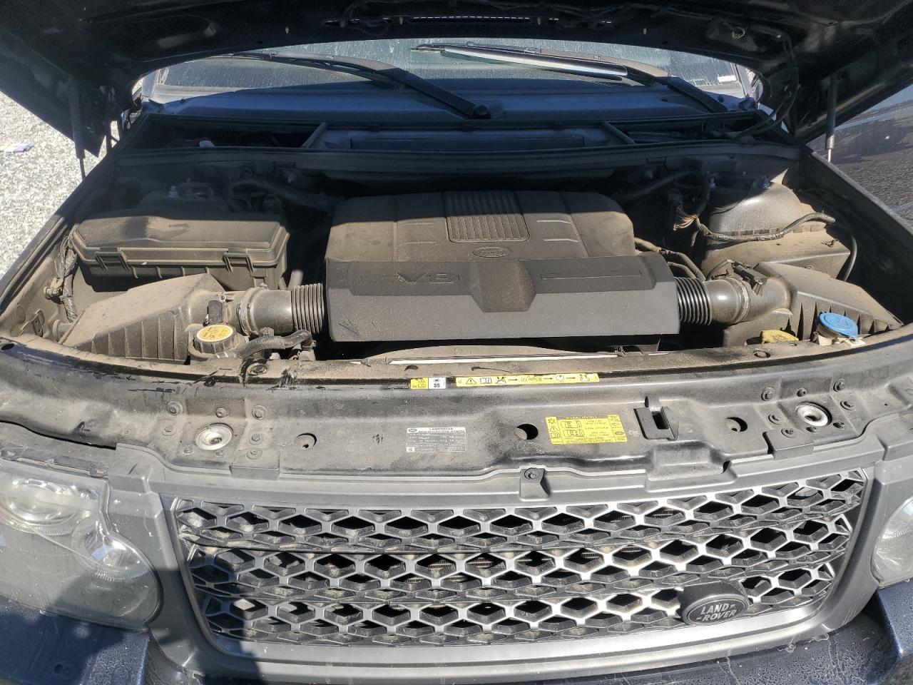 2011 Land Rover Range Rover Hse Luxury VIN: SALMF1D48BA358584 Lot: 89501575