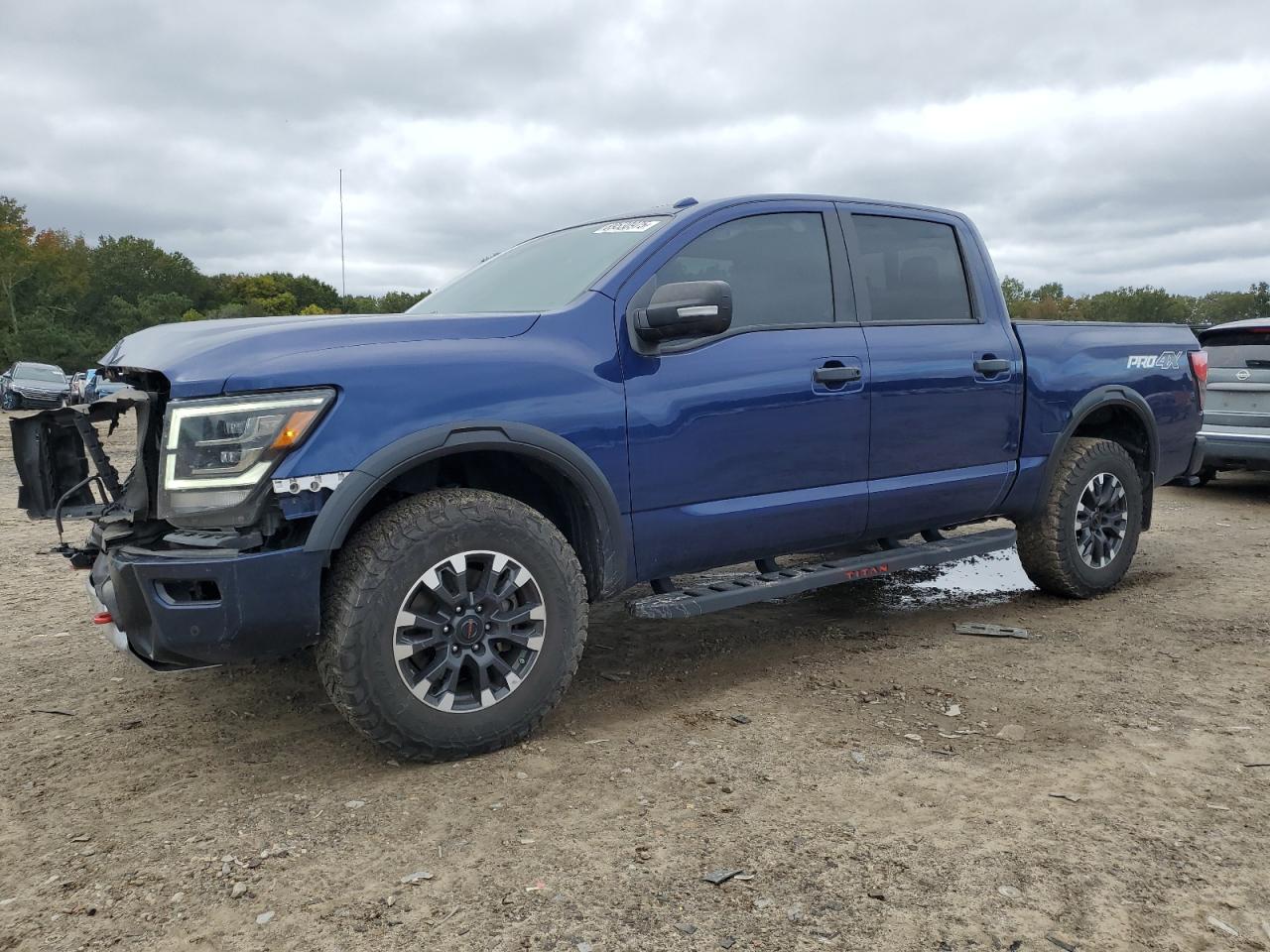 2021 Nissan Titan Sv