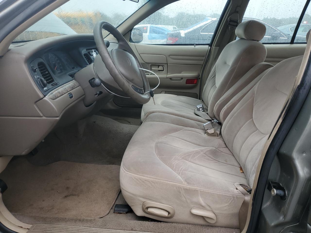 1999 Ford Crown Victoria VIN: 2FAFP73W0XX120297 Lot: 84380815