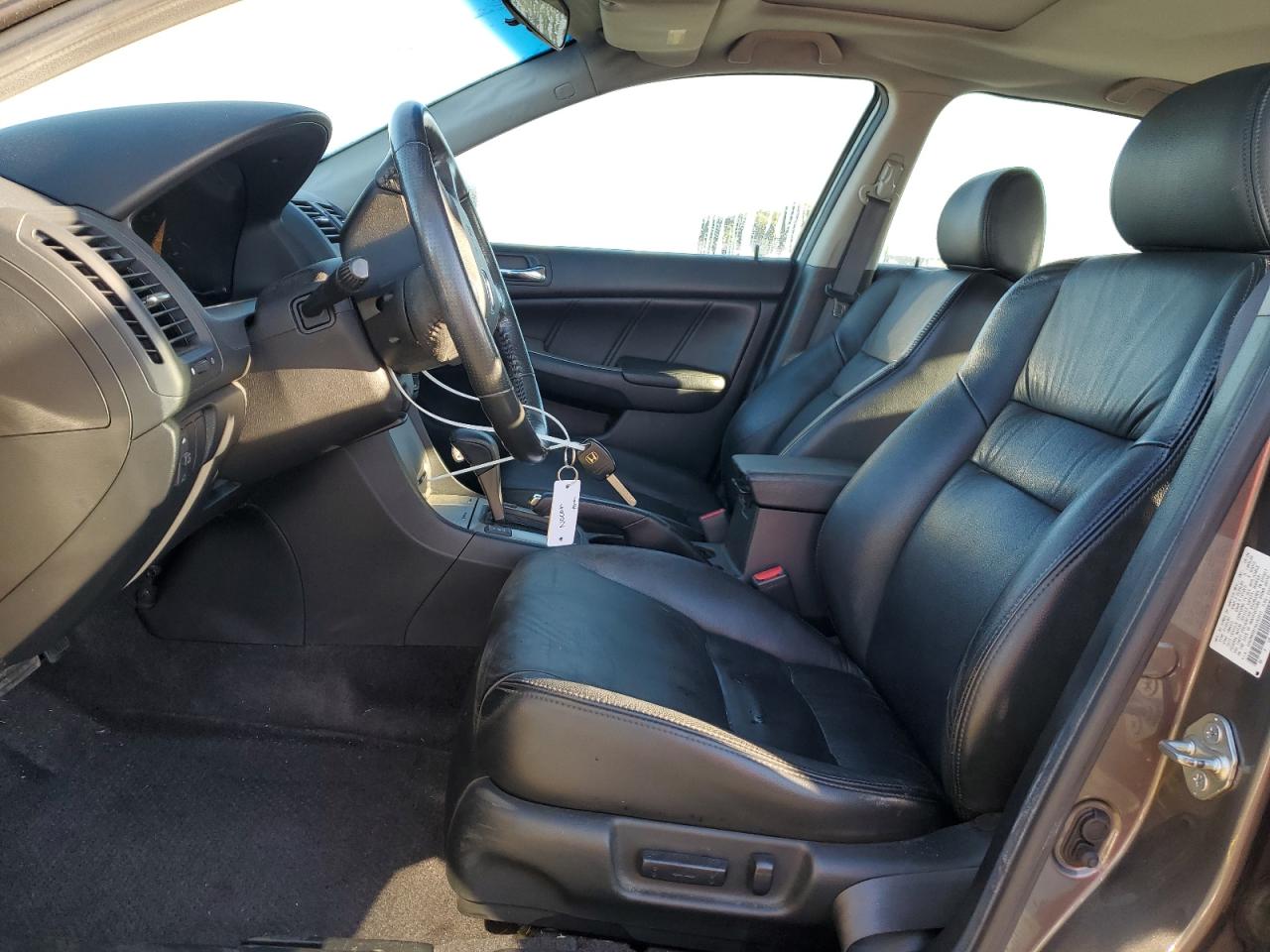2006 Honda Accord Ex VIN: 1HGCM56816A153311 Lot: 82170525