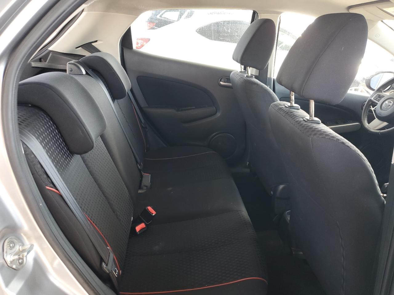 2011 Mazda Mazda2 VIN: JM1DE1HZ9B0120636 Lot: 85757005