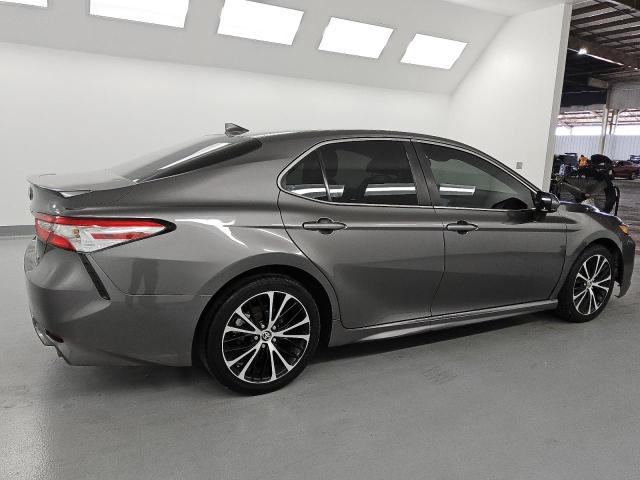  TOYOTA CAMRY 2020 Серый