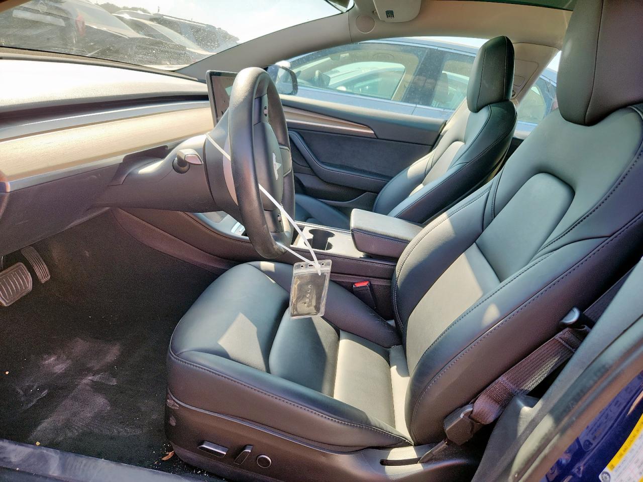 2023 Tesla Model Y VIN: 7SAYGDEE1PA088353 Lot: 84244875