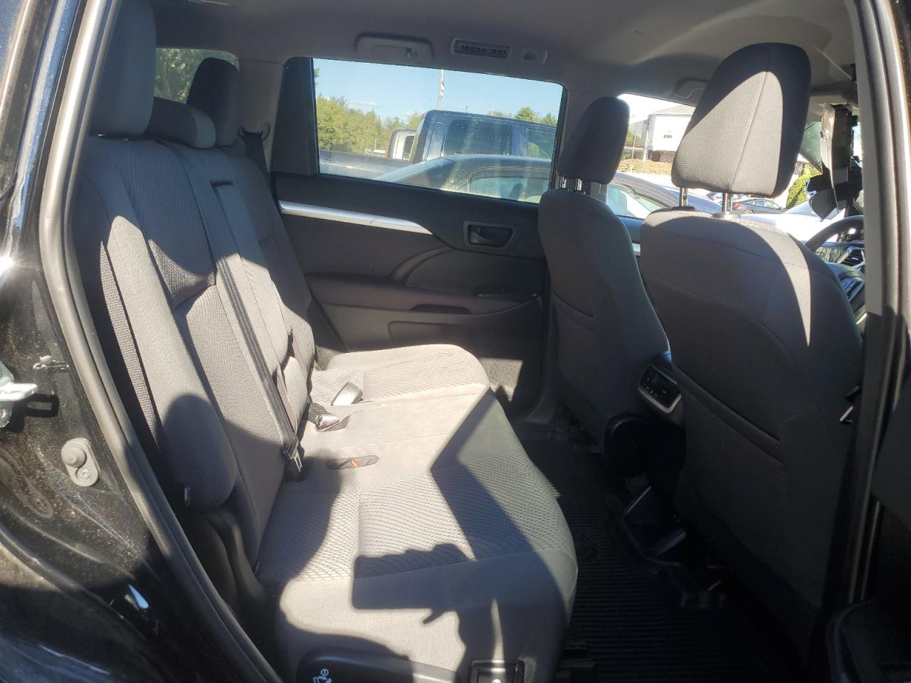 2019 Toyota Highlander Hybrid VIN: 5TDBGRFHXKS057859 Lot: 84554625