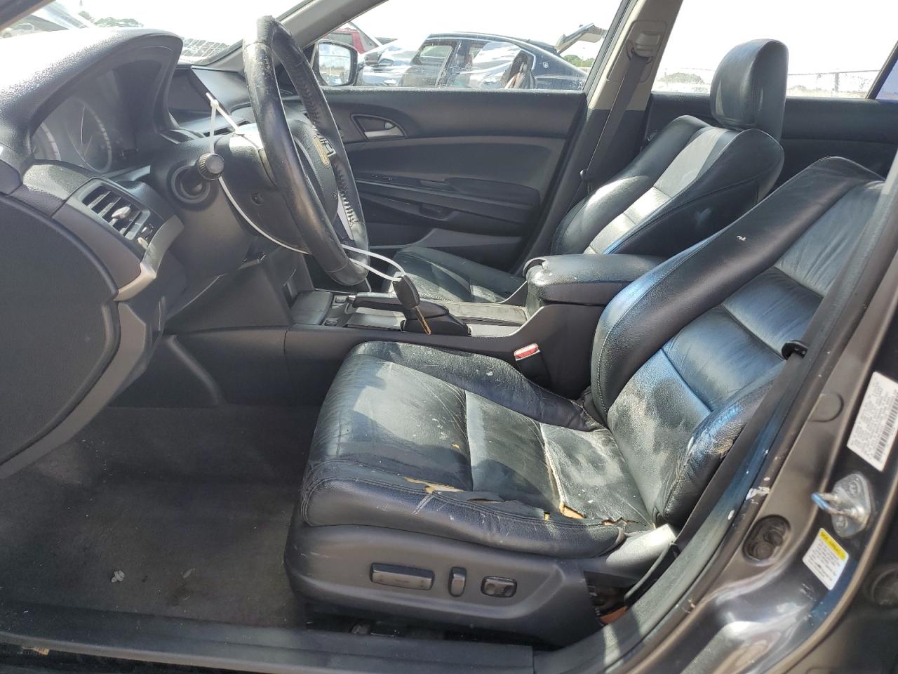 2011 Honda Accord Se VIN: 1HGCP2F67BA144241 Lot: 82204125