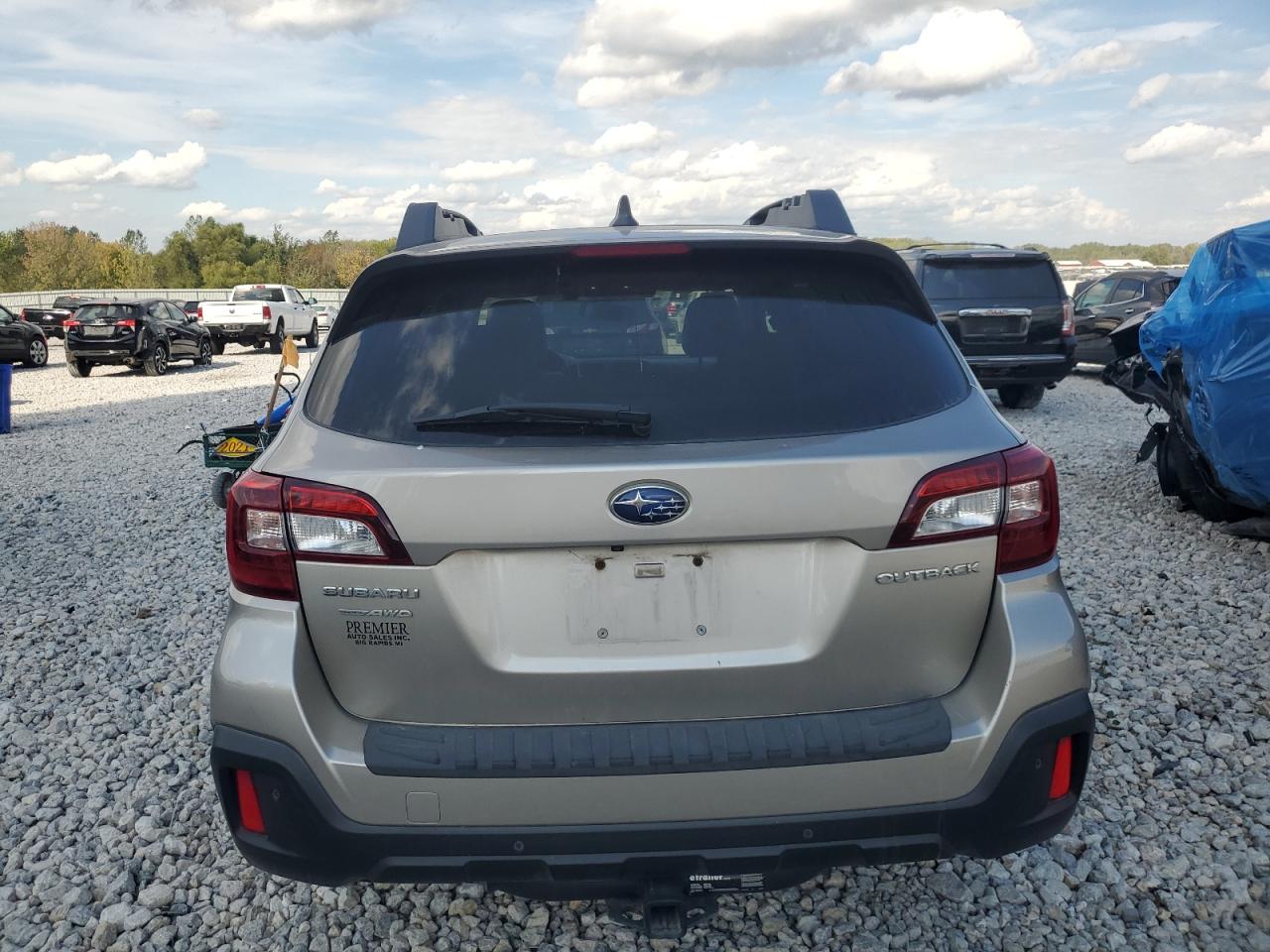 SUBARU OUTBACK 2018 4S4BSANC6J3224669 Photo 6