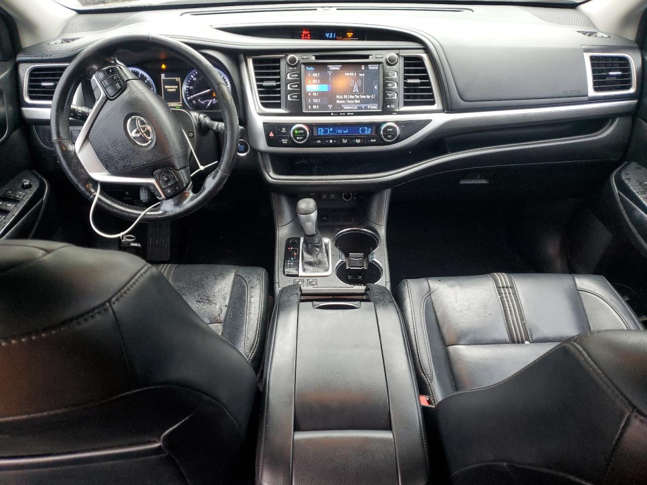 2018 Toyota Highlander Se VIN: 5TDKZRFH0JS533187 Lot: 82474095