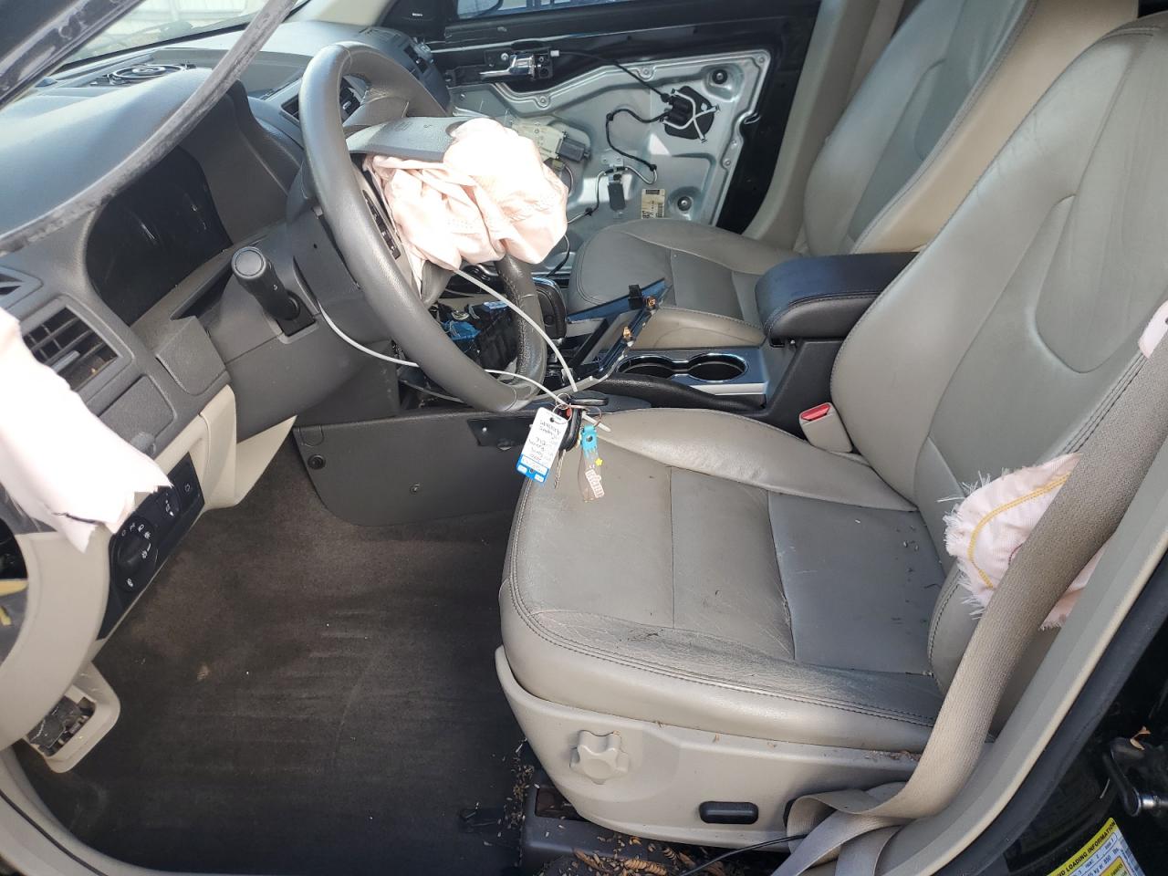 2010 Ford Fusion Sel VIN: 3FAHP0JA2AR261384 Lot: 82240685