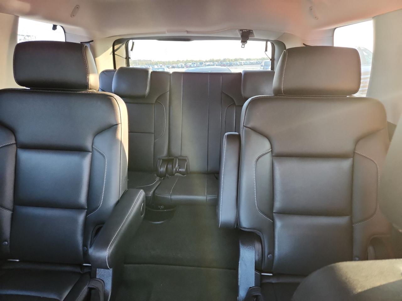 2018 Chevrolet Tahoe K1500 Premier VIN: 1GNSKCKC4JR360775 Lot: 87408795