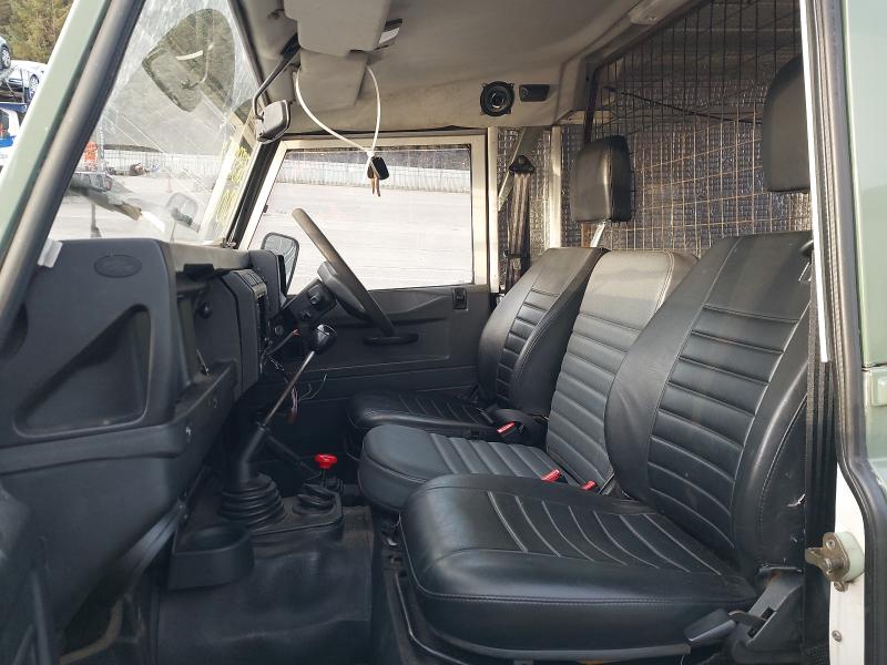 2005 LAND ROVER DEFENDER 110 TD5 