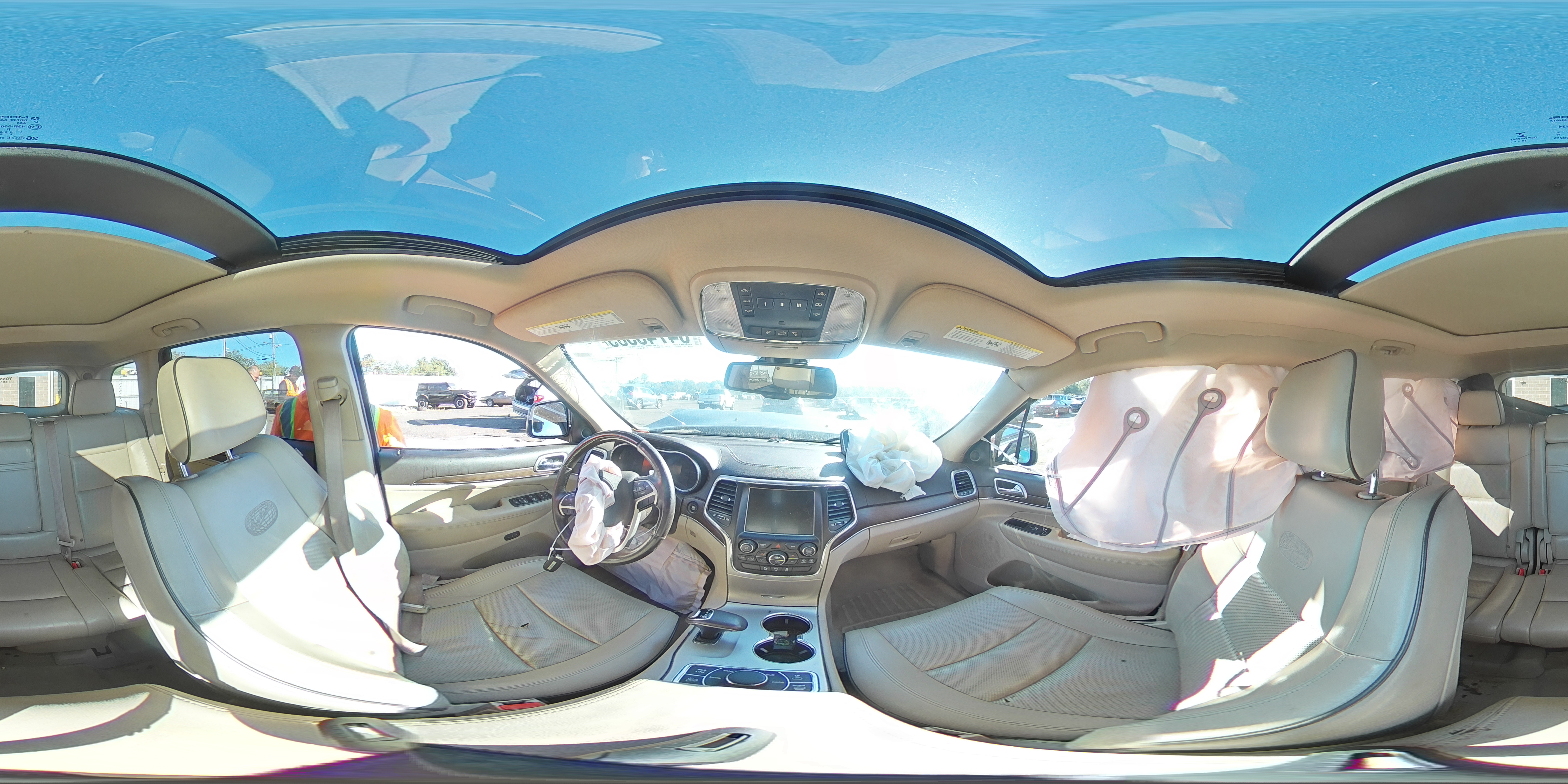 2015 Jeep Grand Cherokee Overland VIN: 1C4RJFCM3FC242200 Lot: 84745585