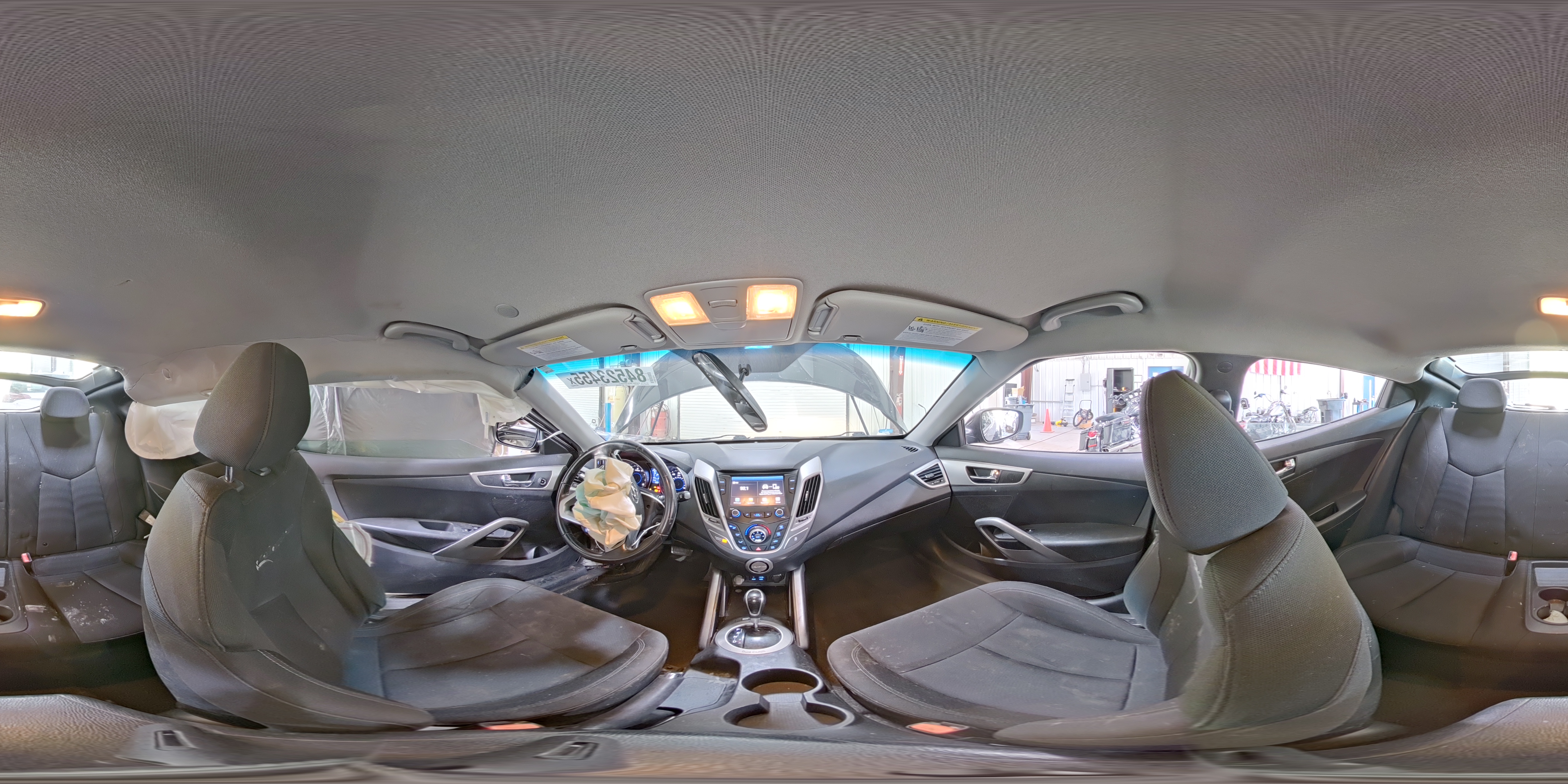 2017 Hyundai Veloster VIN: KMHTC6AD3HU310121 Lot: 84523455