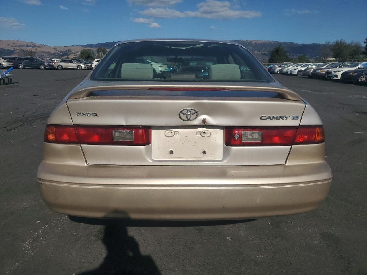1999 Toyota Camry Ce VIN: 4T1BG22K3XU528581 Lot: 85007095