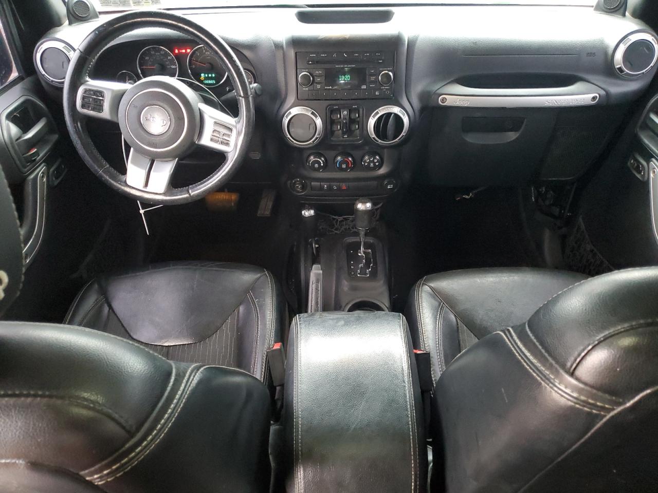 2014 Jeep Wrangler Unlimited Sport VIN: 1C4BJWDG3EL235742 Lot: 82445455