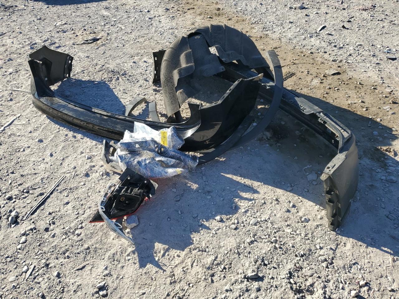 2018 Volkswagen Tiguan S VIN: 3VV0B7AX2JM061784 Lot: 84416415