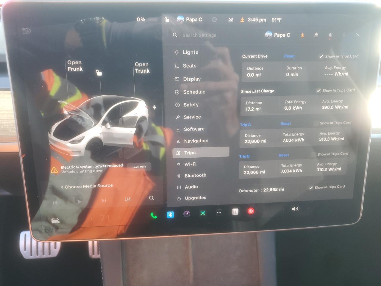 2023 Tesla Model Y VIN: 7SAYGDEF9PF795177 Lot: 87006675