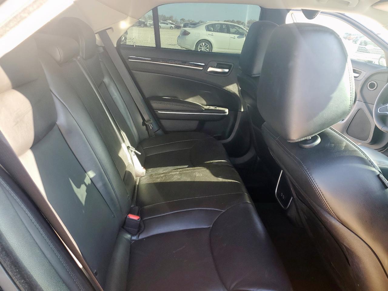 2023 Chrysler 300 Touring L VIN: 2C3CCADG7PH548833 Lot: 81984475