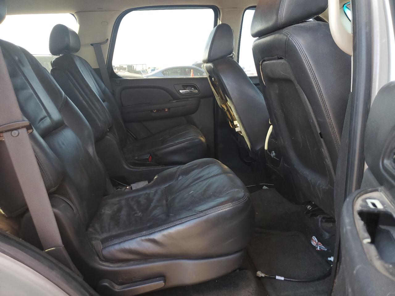 2008 Chevrolet Tahoe K1500 VIN: 1GNFK13068J180412 Lot: 85831105