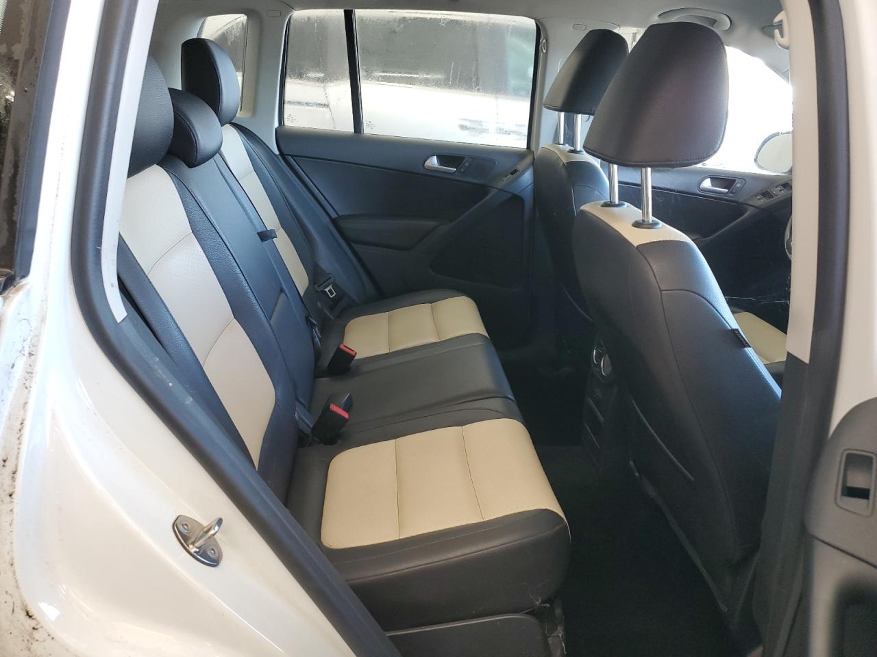 2016 Volkswagen Tiguan S VIN: WVGBV7AX2GW535123 Lot: 85601535