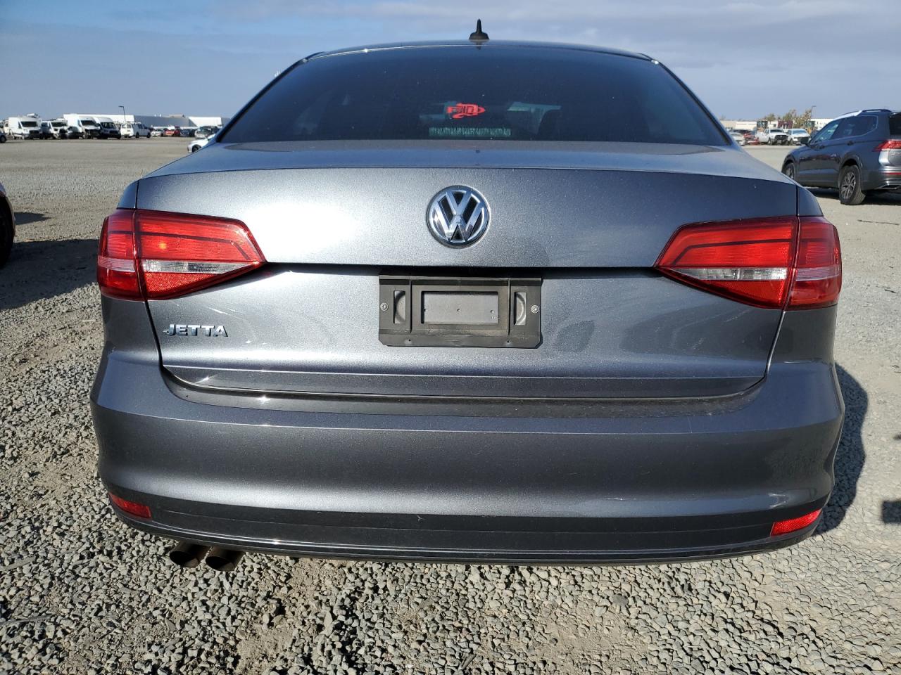 2015 Volkswagen Jetta Base VIN: 3VW2K7AJ0FM295736 Lot: 82437505