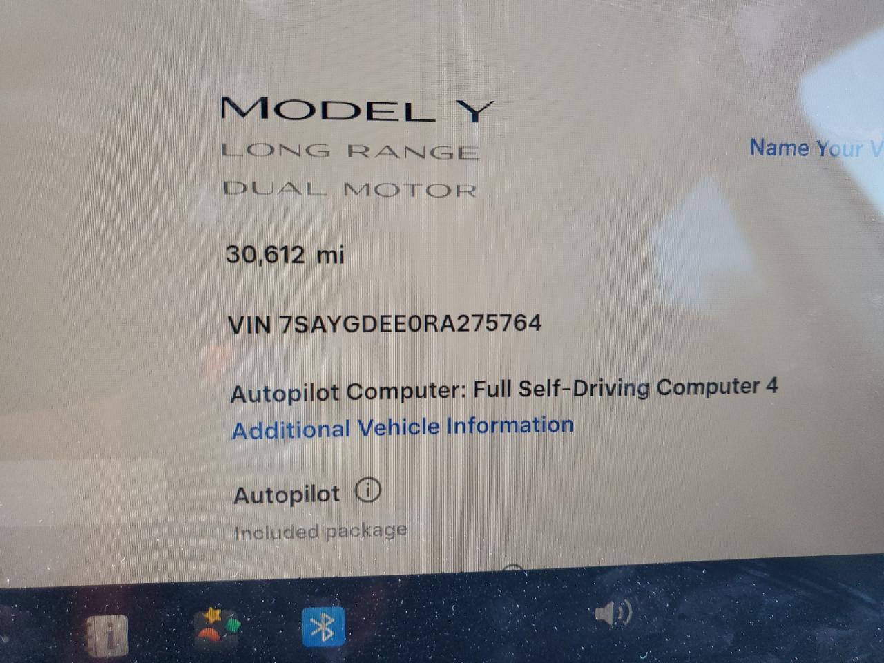 2024 Tesla Model Y VIN: 7SAYGDEE0RA275764 Lot: 82629045