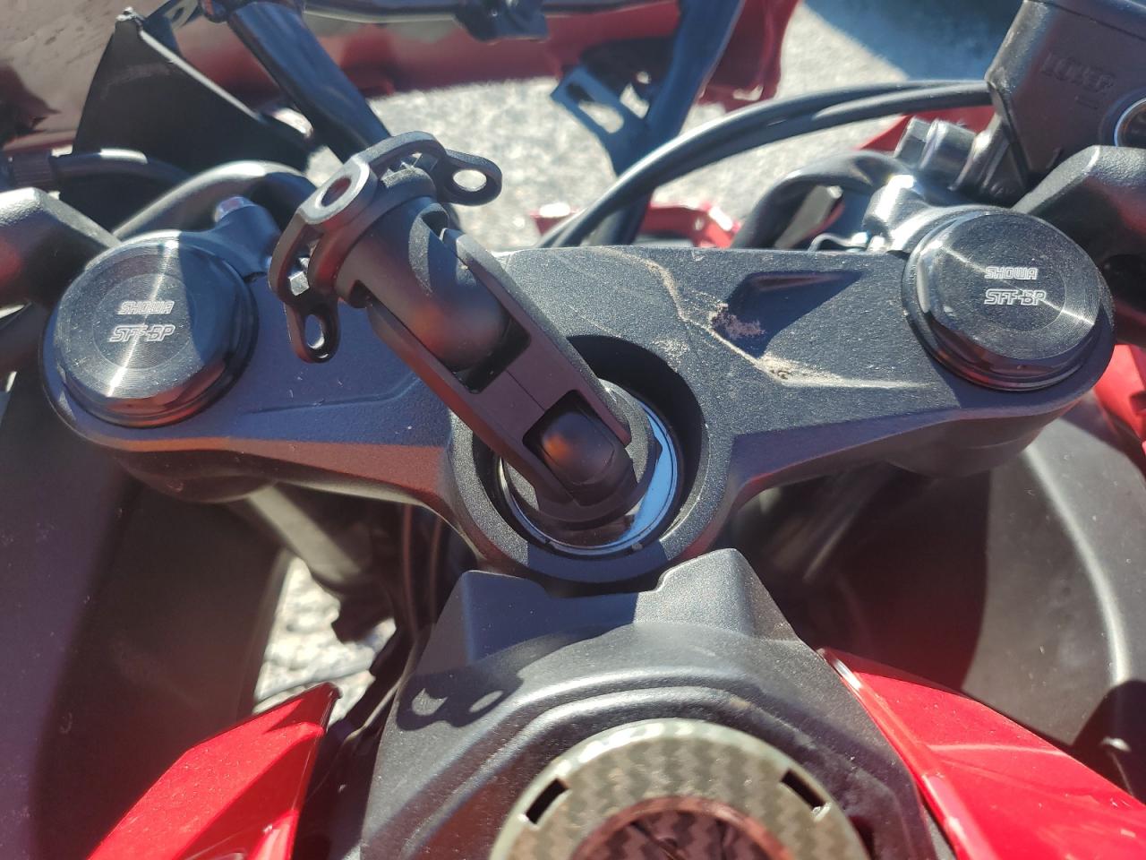 2024 Honda Cbr650 R VIN: MLHRH1559R5000649 Lot: 82505475