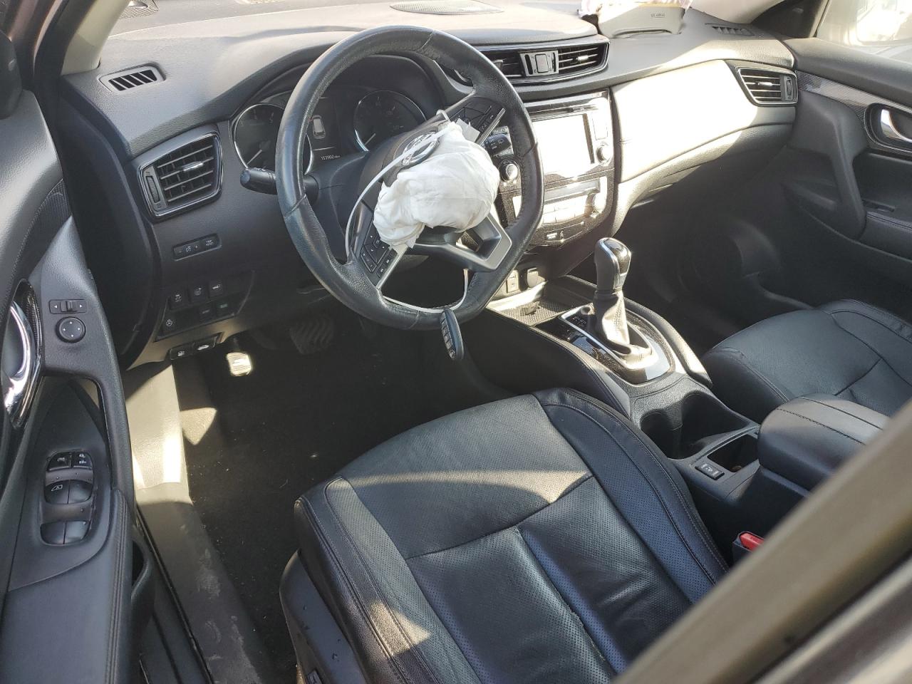 2017 Nissan Rogue S VIN: 5N1AT2MT0HC872437 Lot: 82134555