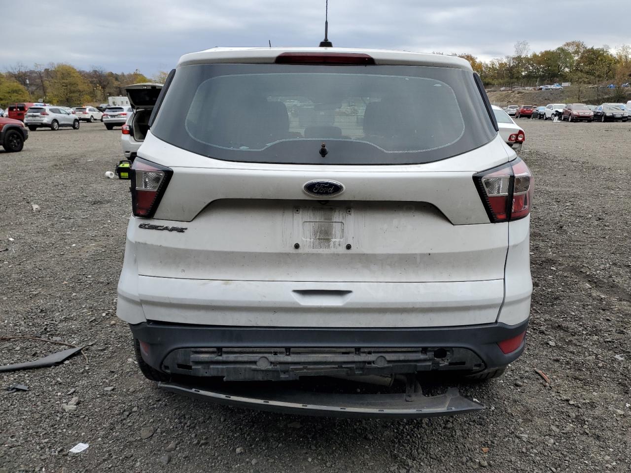 2018 Ford Escape S VIN: 1FMCU0F73JUA40519 Lot: 90337075