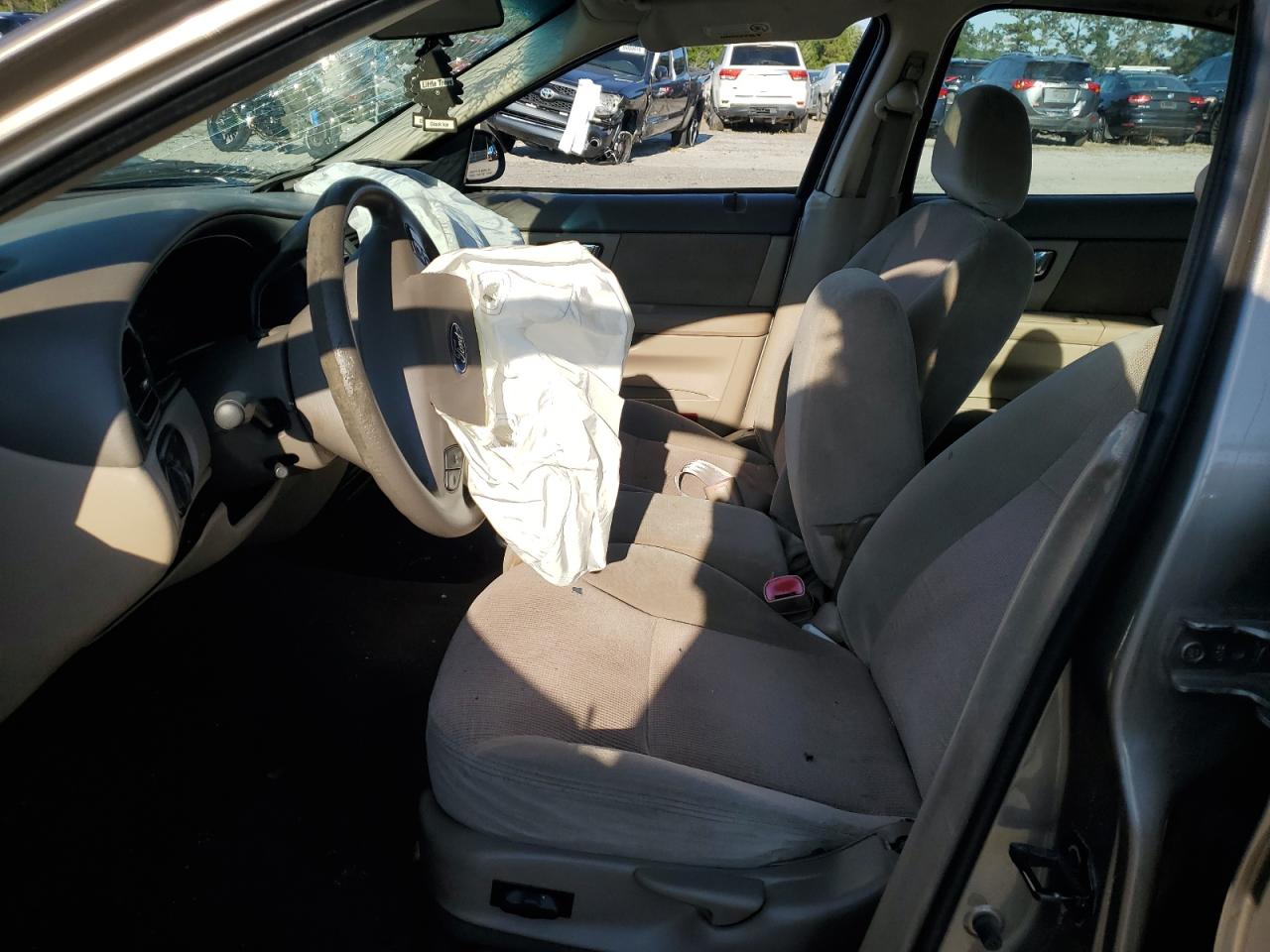 2002 Ford Taurus Ses VIN: 1FAFP552X2A265993 Lot: 87098475