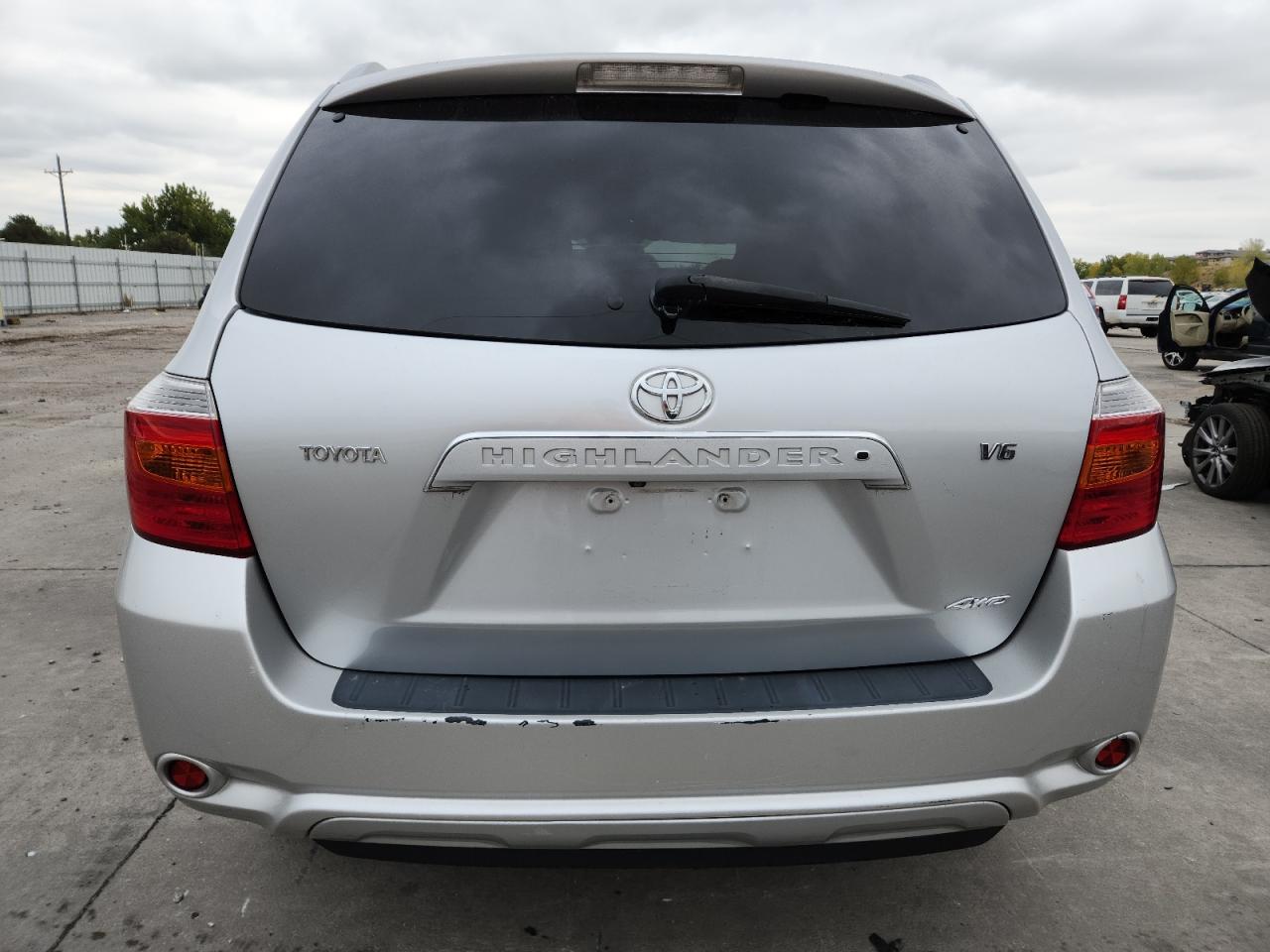 2008 Toyota Highlander Limited VIN: JTEES42A082052821 Lot: 82273785