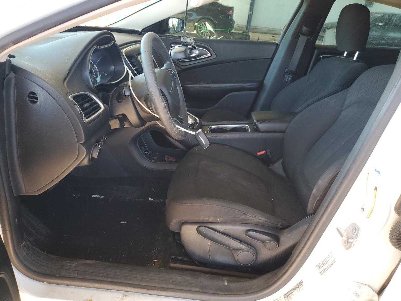 2016 Chrysler 200 Limited VIN: 1C3CCCAB8GN173059 Lot: 82291145