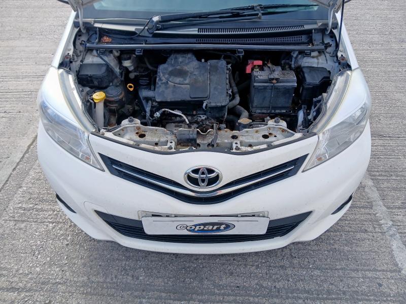 2012 TOYOTA YARIS EDITION VVT-I 