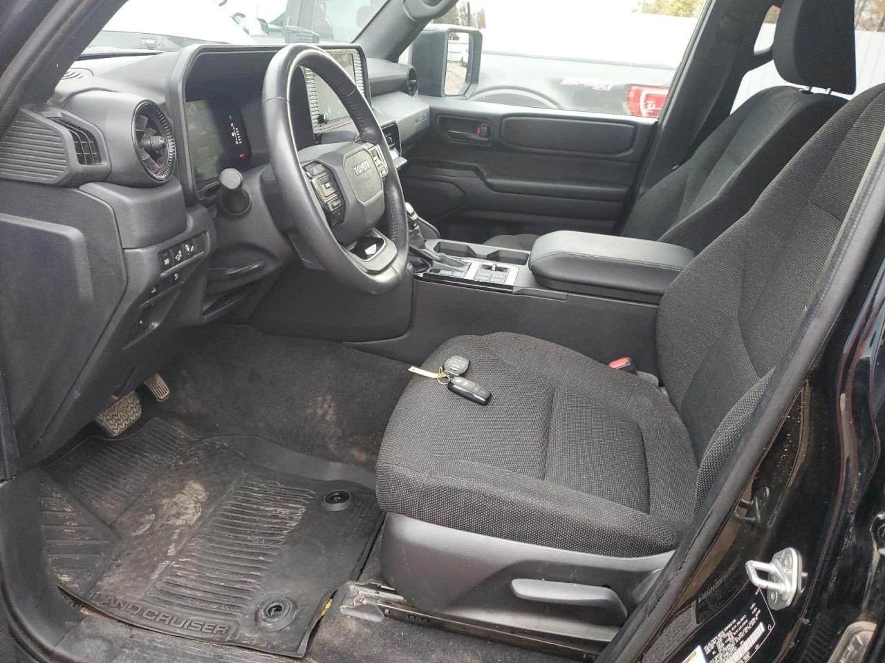 2025 Toyota Land Cruiser Base VIN: JTEABFAJ0SK021992 Lot: 86795645