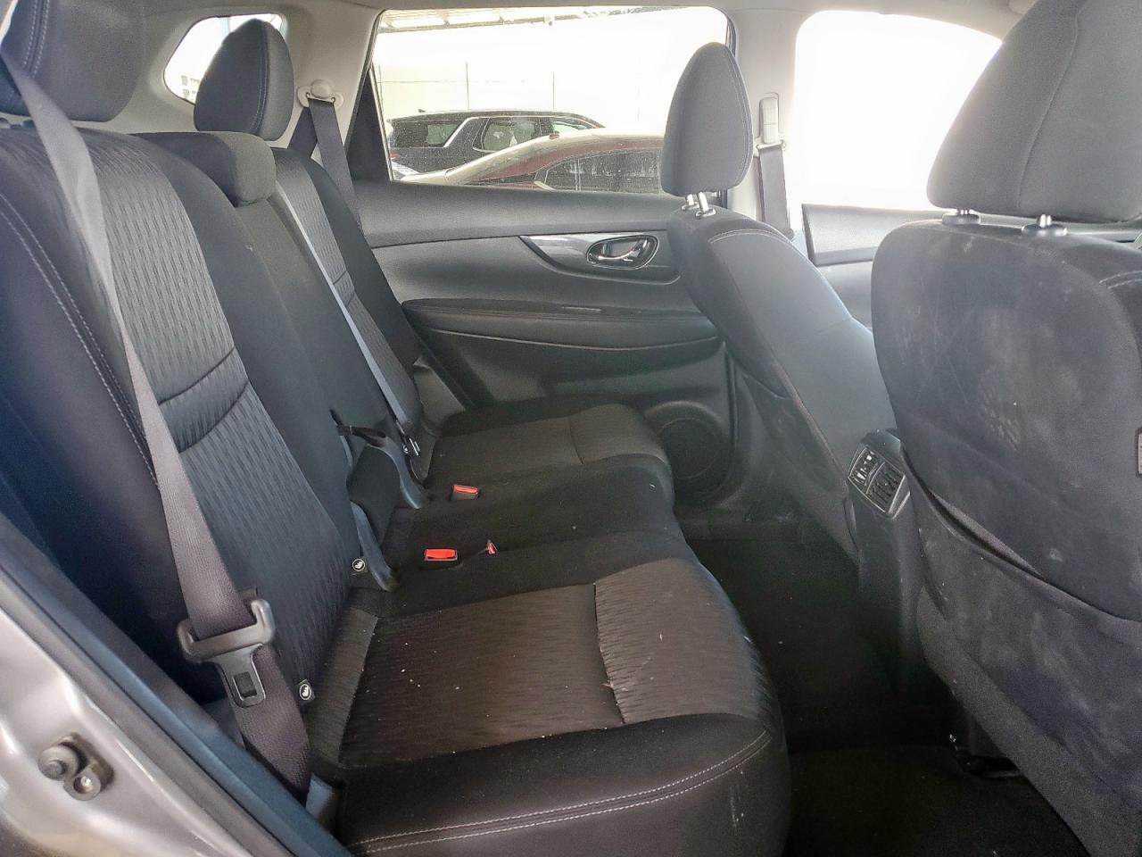 2017 Nissan Rogue S VIN: KNMAT2MV2HP541423 Lot: 85586585