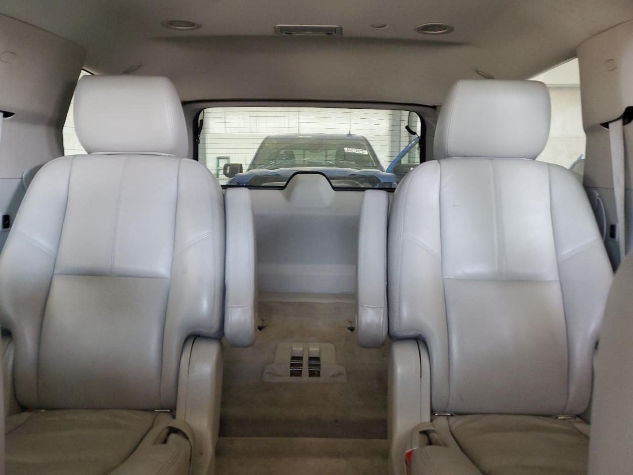 2011 Chevrolet Tahoe K1500 Lt VIN: 1GNSKBE06BR251683 Lot: 81993575