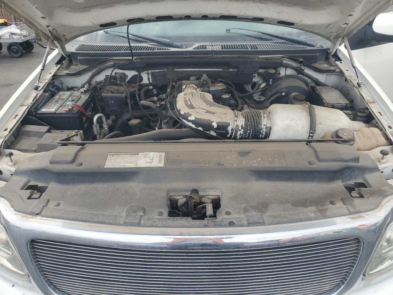 2000 Ford Expedition Xlt VIN: 1FMRU1565YLB33227 Lot: 84711655