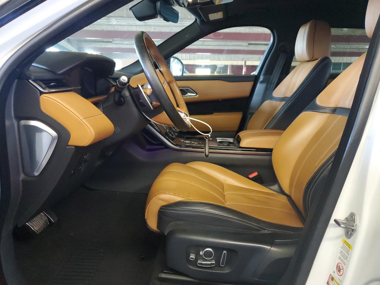 2018 Land Rover Range Rover Velar R-Dynamic Hse VIN: SALYM2RV0JA759043 Lot: 82174585