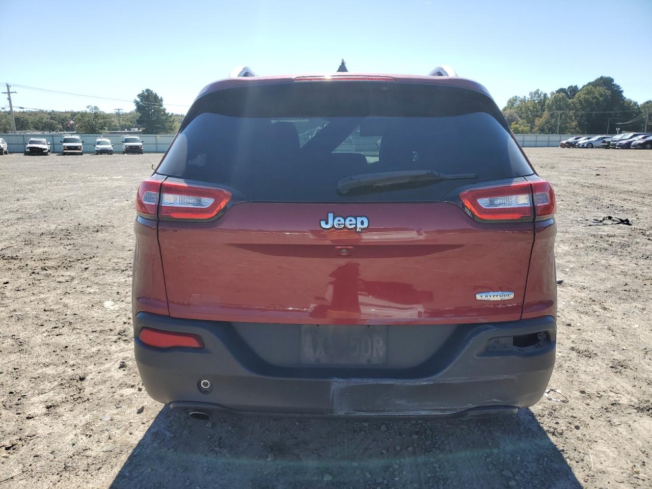 2016 Jeep Cherokee Latitude VIN: 1C4PJLCBXGW106361 Lot: 87110845