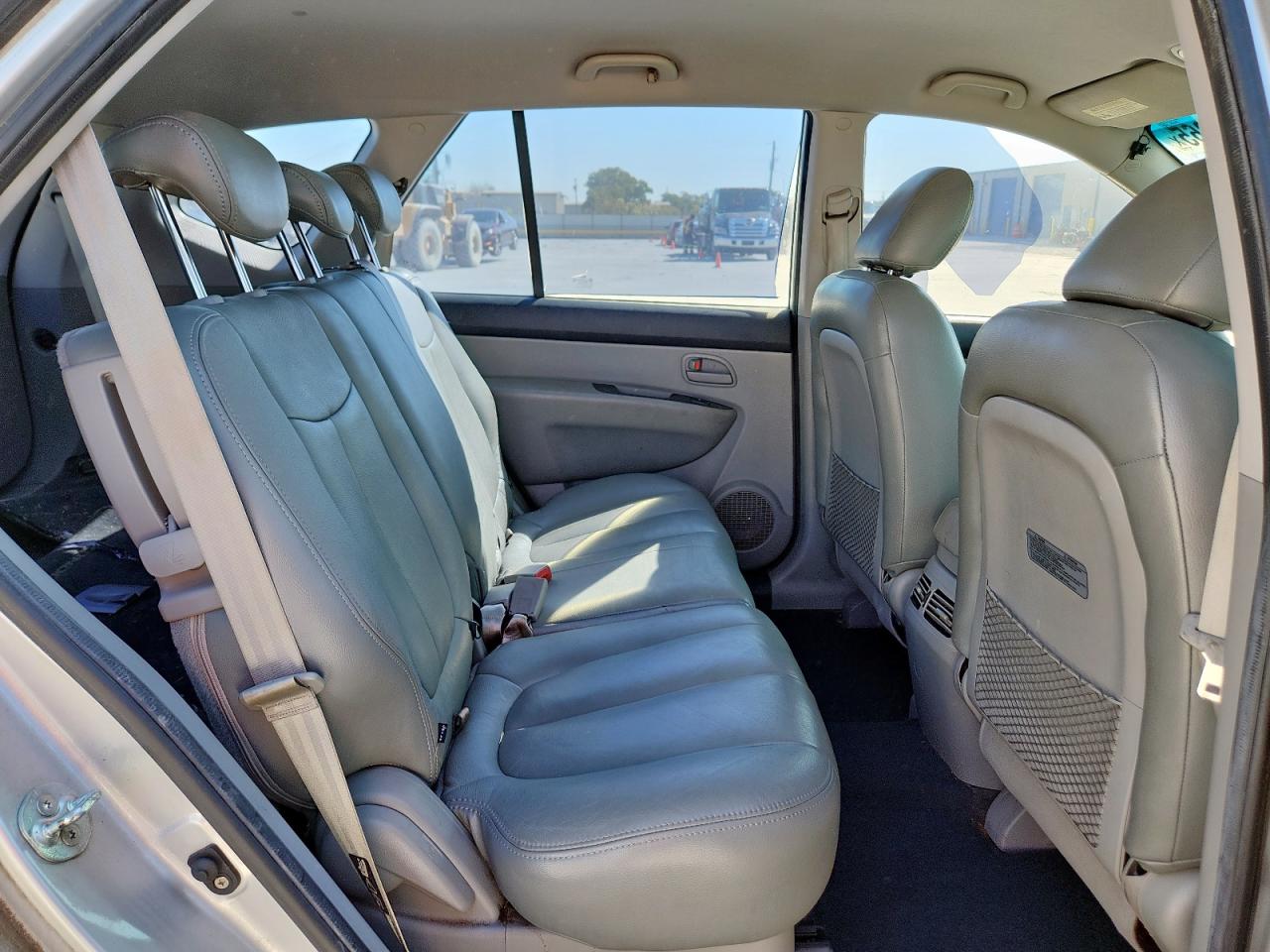 2009 Kia Rondo Base VIN: KNAFG528X97222617 Lot: 85582865