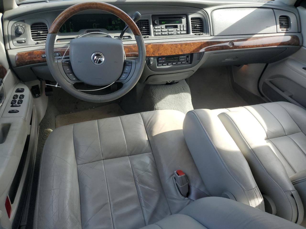 2005 Mercury Grand Marquis Ls VIN: 2MEFM75W55X630835 Lot: 82276145